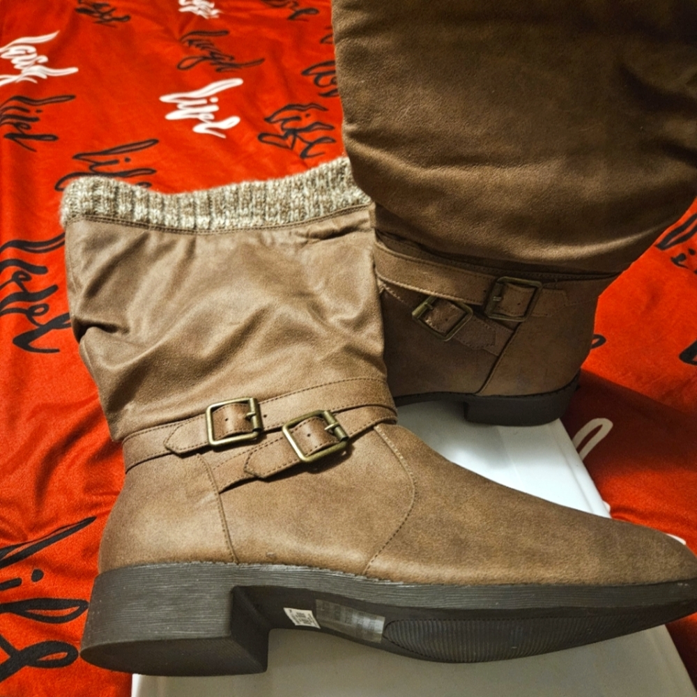 Torrid boots